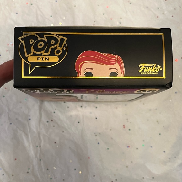 NIB Funko Disney Little Mermaid POP! Pins Ariel Large Enamel Pin Wave 3 - Picture 2 of 5